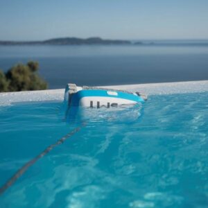 BWT Poolroboter COSMY 200 - mit App-Steuerung - 16 m Kabel - Reinigung Boden, Wände und Wasserlinie bis 10 m – Bild 6